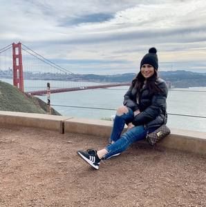 Meet your Posher, Daniela